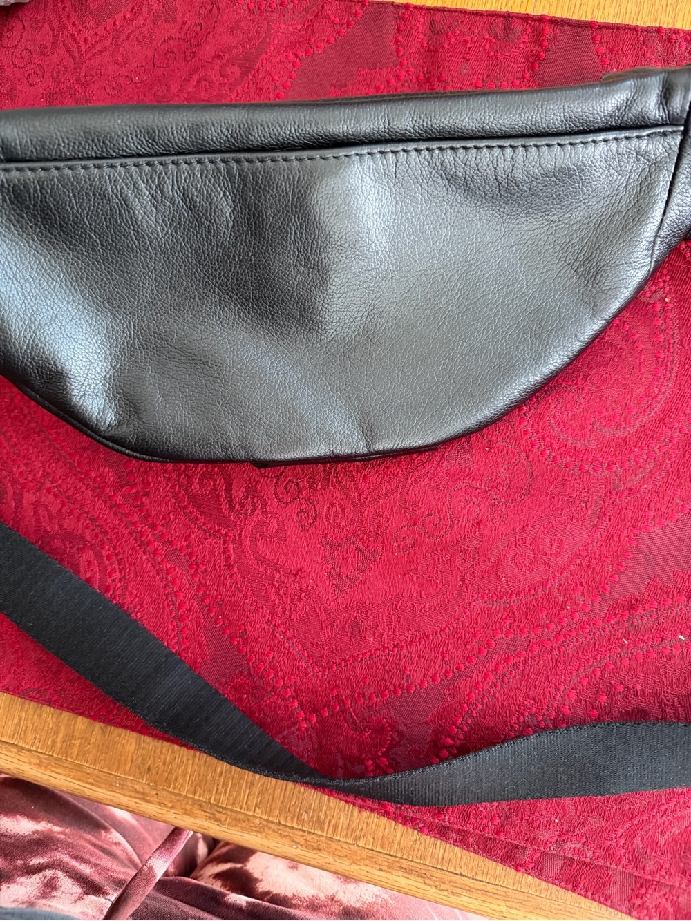 Aimee Kestenberg Cabo Leather Sling Bag - Picture 2 of 9
